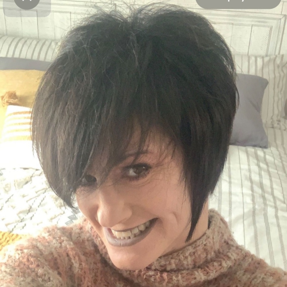 Meet your Posher, Lori